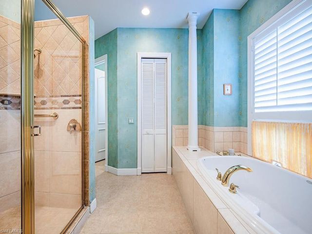 303 CUDDY CT, Naples, FL 34103