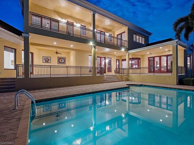 303 CUDDY CT, Naples, FL 34103