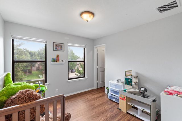 8704 Panadero DR, Austin, TX 78747