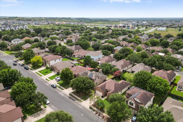 8704 Panadero DR, Austin, TX 78747
