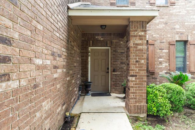 8704 Panadero DR, Austin, TX 78747
