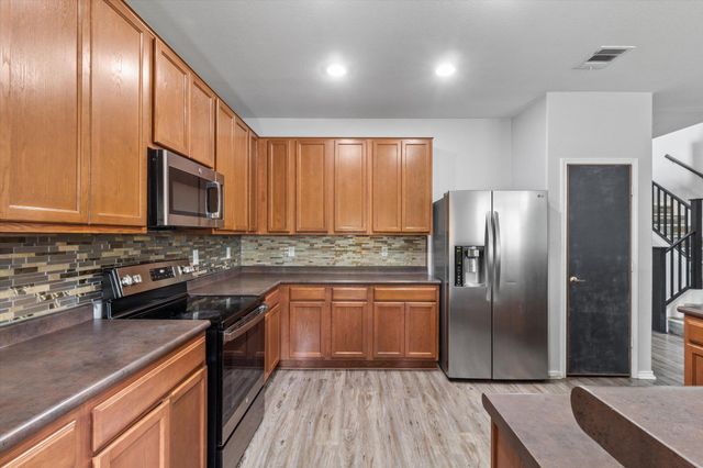 8704 Panadero DR, Austin, TX 78747
