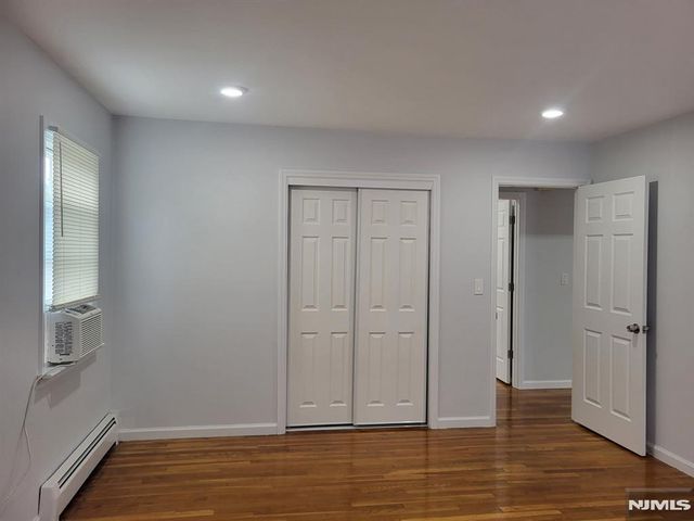 207 8th Street 2F, Palisades Park, NJ 07650