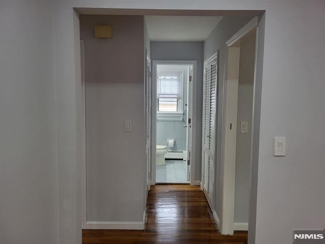 207 8th Street 2F, Palisades Park, NJ 07650