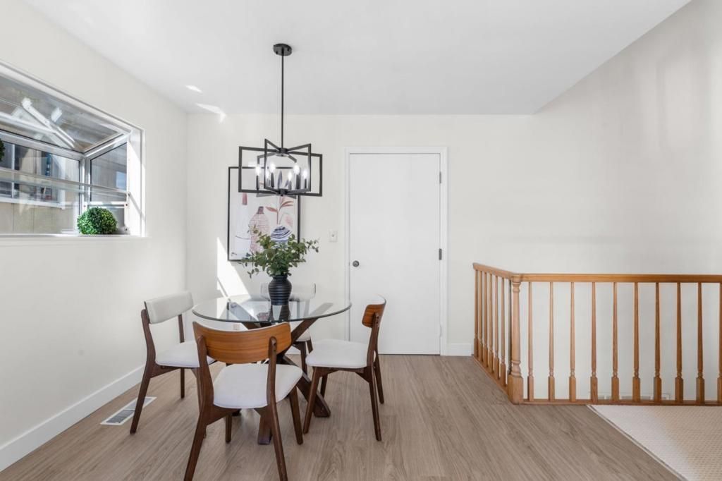 Image 13 of property listing at 4112 Marsten Avenue, Belmont, CA 94002