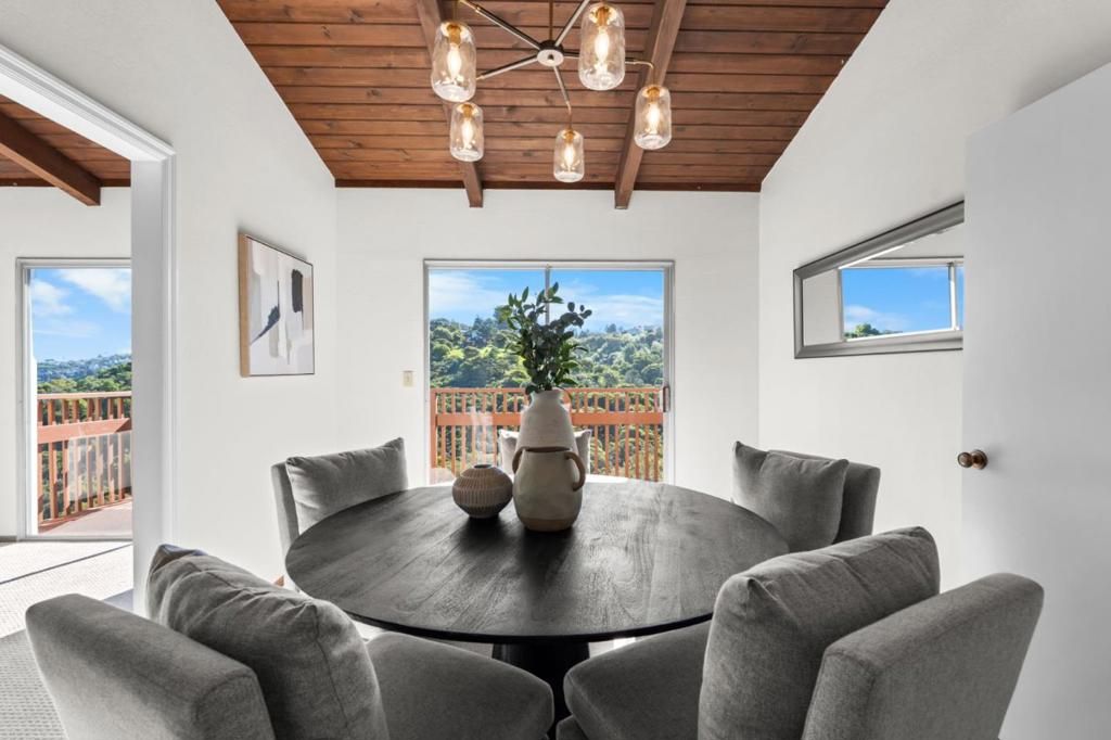 Image 9 of property listing at 4112 Marsten Avenue, Belmont, CA 94002