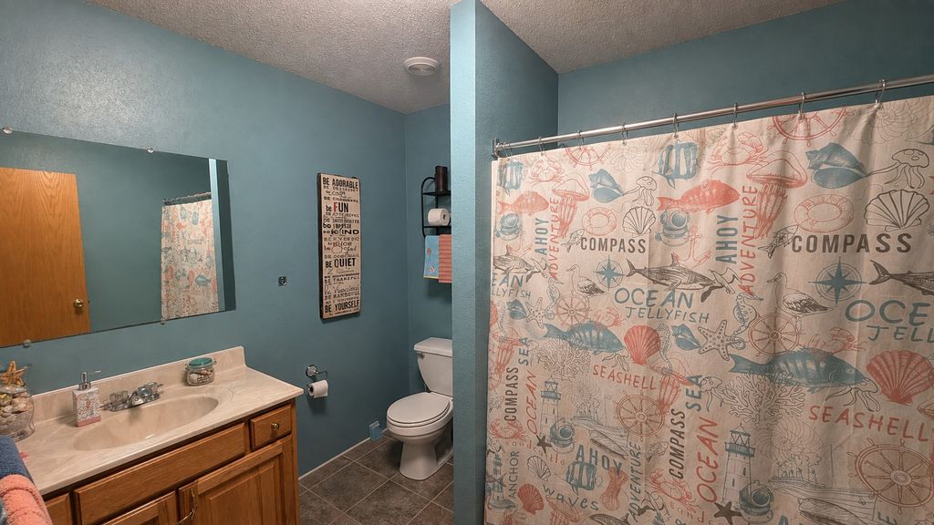 Image 11 of property listing at 18205 Irvington Road, Centralia, IL 62801