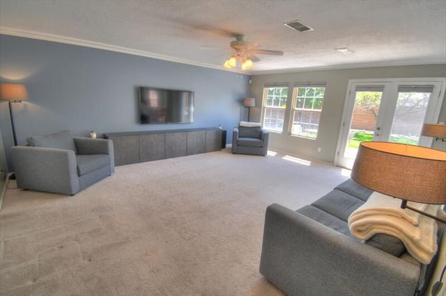 4704 Spring Vale Road NW, Albuquerque, NM 87114