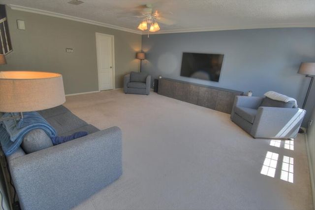 4704 Spring Vale Road NW, Albuquerque, NM 87114