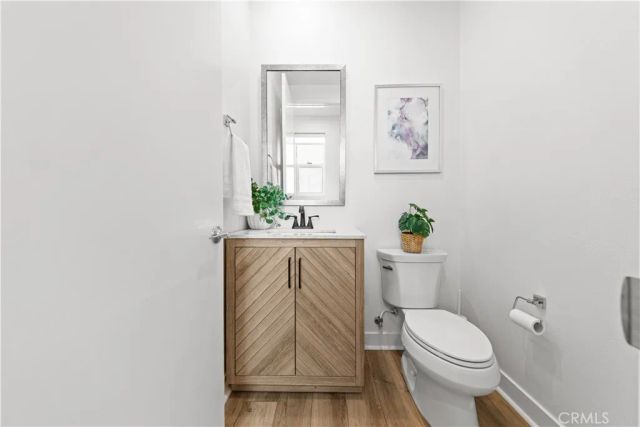 603 S LYON, Santa Ana, CA 92705