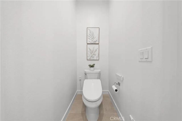 603 S LYON, Santa Ana, CA 92705