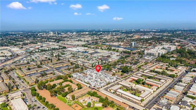 603 S LYON, Santa Ana, CA 92705