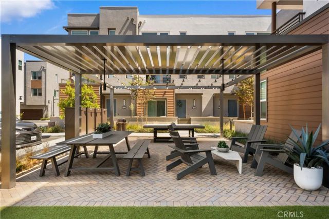 603 S LYON, Santa Ana, CA 92705