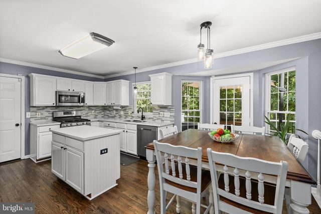 10203 N HAMPTON LN, Fredericksburg, VA 22408