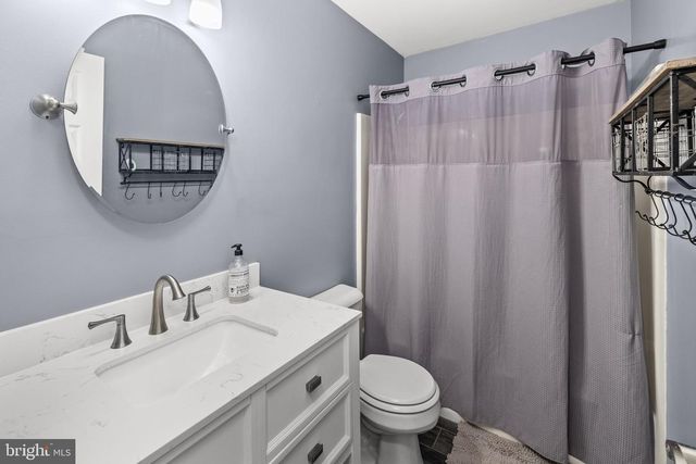10203 N HAMPTON LN, Fredericksburg, VA 22408