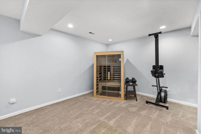 10203 N HAMPTON LN, Fredericksburg, VA 22408
