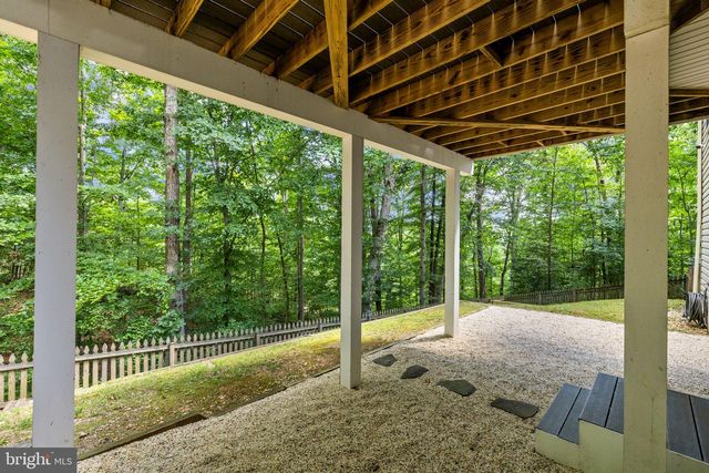 10203 N HAMPTON LN, Fredericksburg, VA 22408
