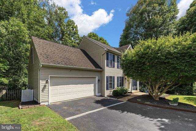 10203 N HAMPTON LN, Fredericksburg, VA 22408