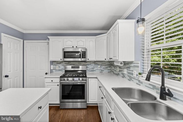 10203 N HAMPTON LN, Fredericksburg, VA 22408