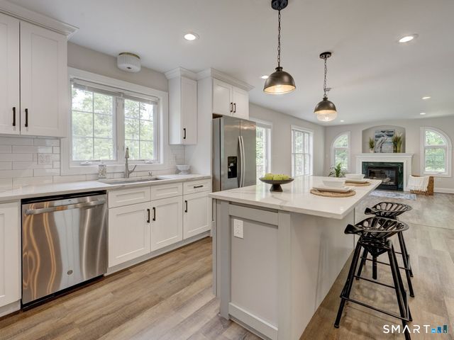 1556 Storrs Road, Mansfield, CT 06268