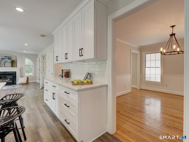1556 Storrs Road, Mansfield, CT 06268