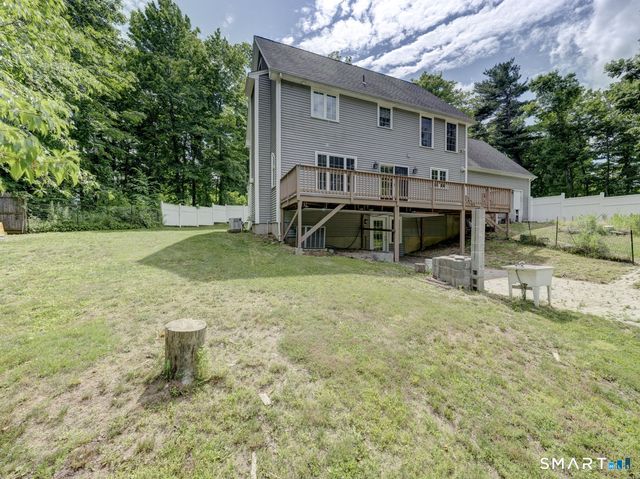 1556 Storrs Road, Mansfield, CT 06268