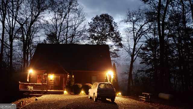 446 Pine Lane, Mineral Bluff, GA 30559