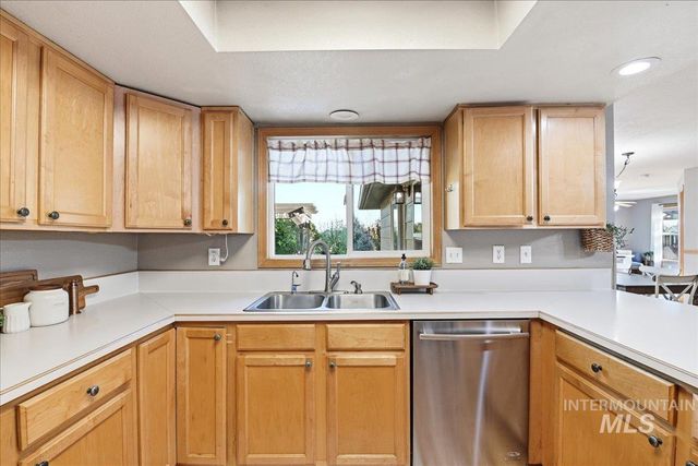 11842 W Tioga St, Boise, ID 83709