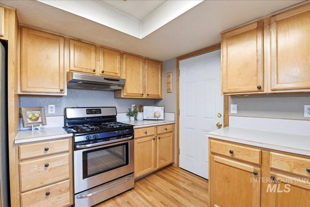 11842 W Tioga St, Boise, ID 83709
