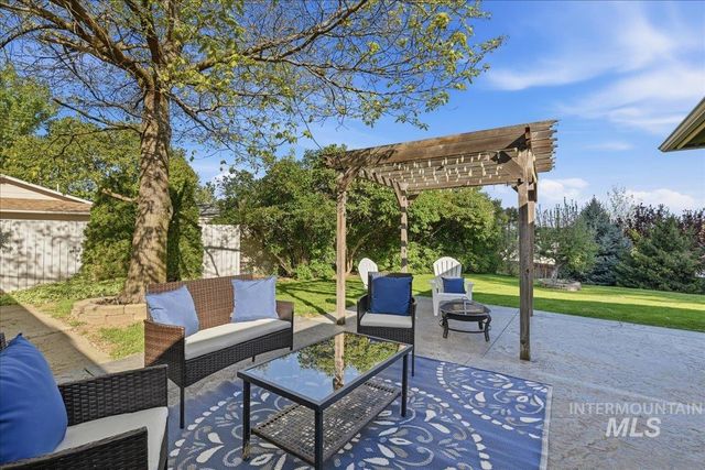 11842 W Tioga St, Boise, ID 83709