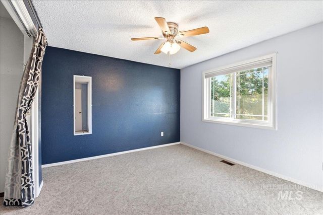 11842 W Tioga St, Boise, ID 83709
