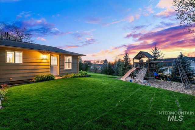 11842 W Tioga St, Boise, ID 83709