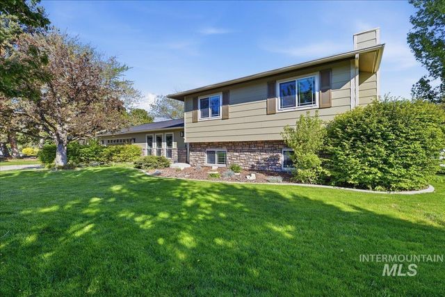 11842 W Tioga St, Boise, ID 83709