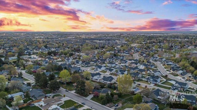 11842 W Tioga St, Boise, ID 83709