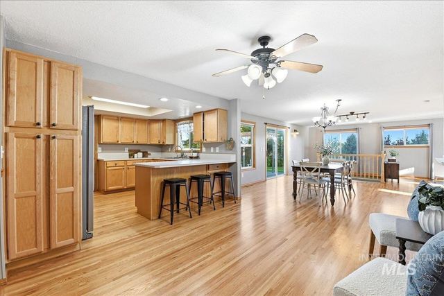 11842 W Tioga St, Boise, ID 83709