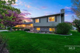 11842 W Tioga St, Boise, ID 83709