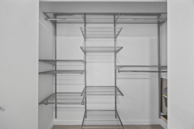 860 W BLACKHAWK Street 406, Chicago, IL 60642