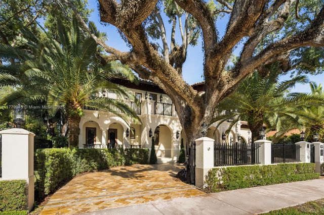 6016 Leonardo St, Coral Gables, FL 33146