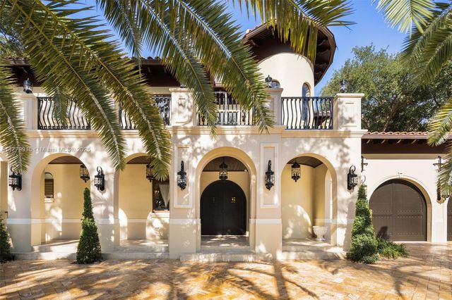 6016 Leonardo St, Coral Gables, FL 33146
