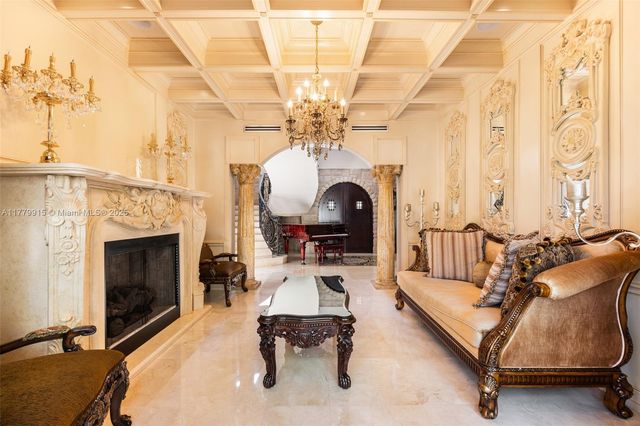 6016 Leonardo St, Coral Gables, FL 33146