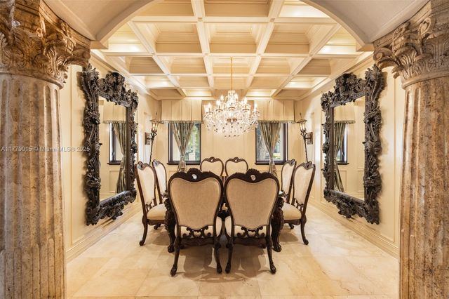 6016 Leonardo St, Coral Gables, FL 33146