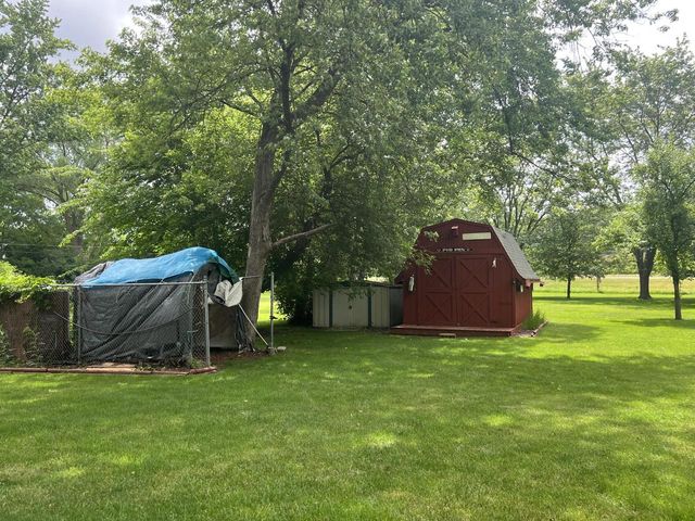 N15W27548 Pheasant LANE, Pewaukee, WI 53072