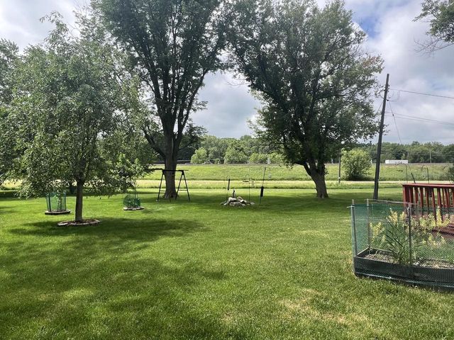 N15W27548 Pheasant LANE, Pewaukee, WI 53072