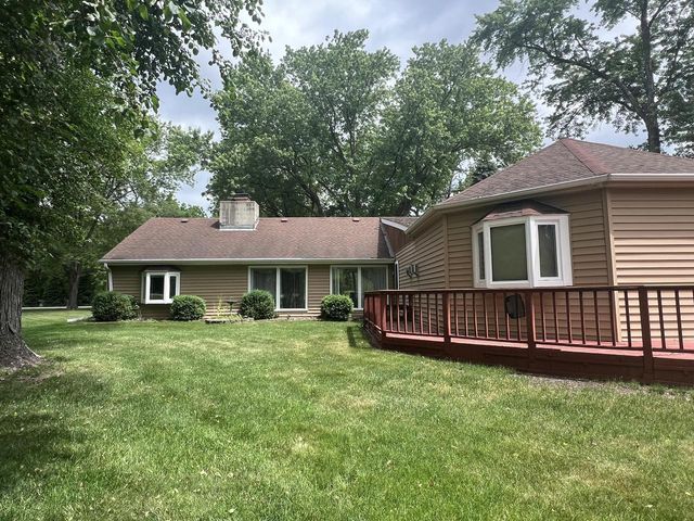 N15W27548 Pheasant LANE, Pewaukee, WI 53072