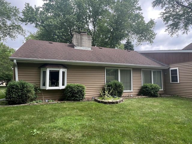 N15W27548 Pheasant LANE, Pewaukee, WI 53072