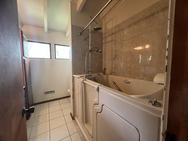 N15W27548 Pheasant LANE, Pewaukee, WI 53072