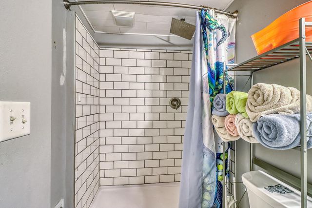 622 12TH Avenue E, West Fargo, ND 58078