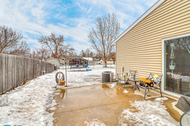 622 12TH Avenue E, West Fargo, ND 58078