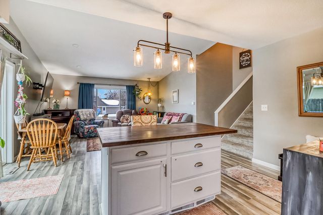 622 12TH Avenue E, West Fargo, ND 58078