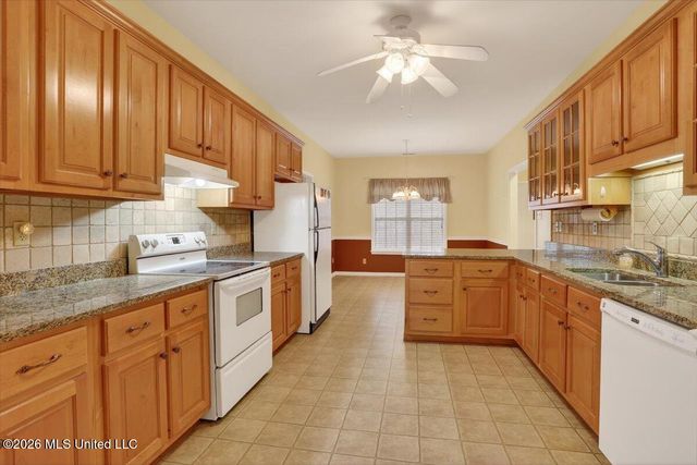 4669 Dixie Lynn Drive, Southaven, MS 38671